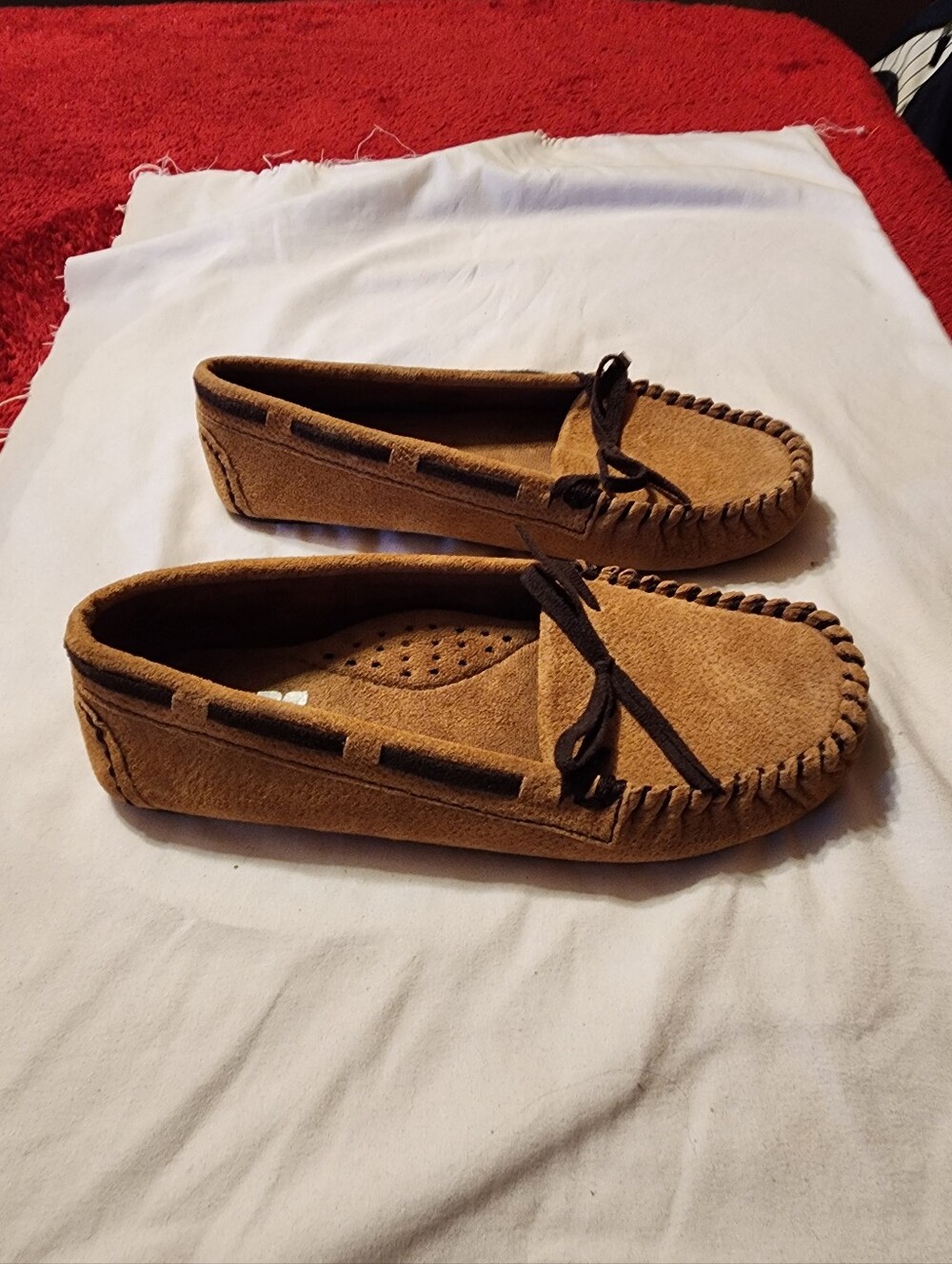 Lamo Tan Suede Slip-On Driving Moccasin with Dark Trim size 7 - Picture 2 of 6
